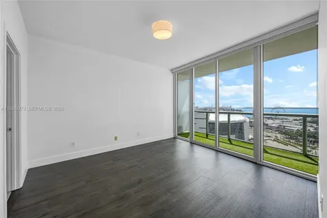 888 Biscayne Boulevard Miami FL 33132