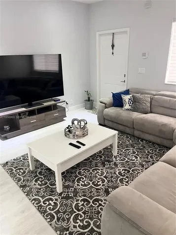 4746 Lago Vista Drive Coconut Creek FL 33073