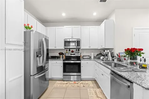 10933 SW 232nd Terrace Homestead FL 33032