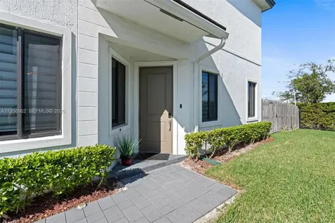 10933 SW 232nd Terrace Homestead FL 33032
