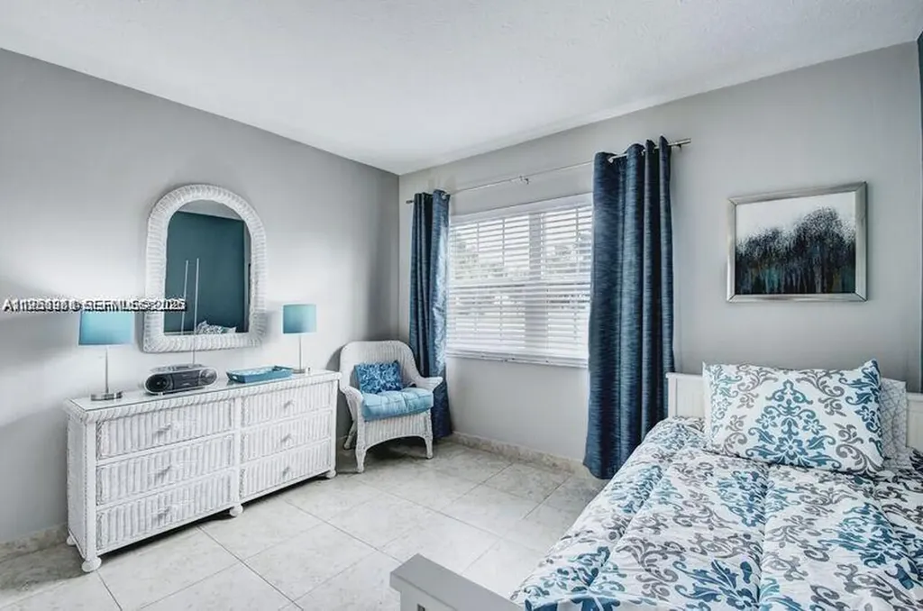 221 SE 9th Avenue Pompano Beach FL 33060