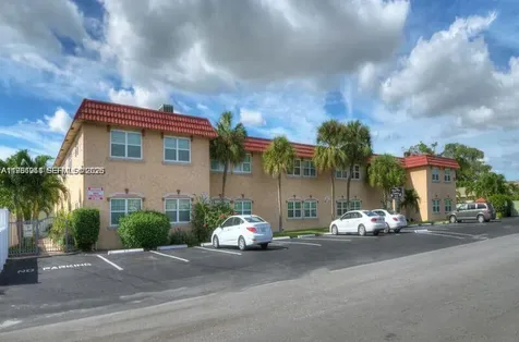 221 SE 9th Avenue Pompano Beach FL 33060