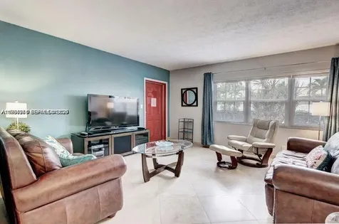 221 SE 9th Avenue Pompano Beach FL 33060
