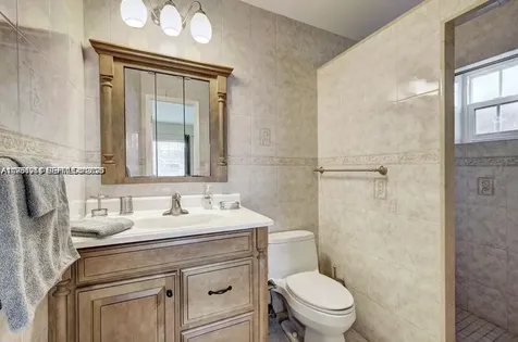 221 SE 9th Avenue Pompano Beach FL 33060