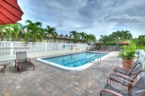 221 SE 9th Avenue Pompano Beach FL 33060
