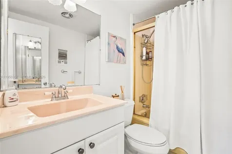 2500 Diana Drive Hallandale Beach FL 33009