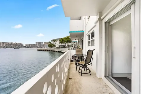 2500 Diana Drive Hallandale Beach FL 33009