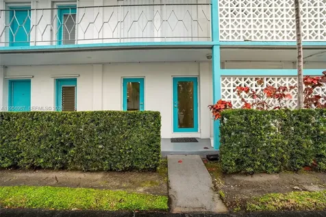 2500 Diana Drive Hallandale Beach FL 33009