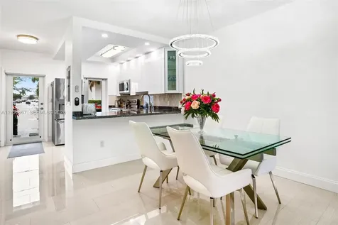 2500 Diana Drive Hallandale Beach FL 33009