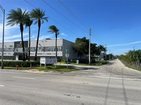 3560 NW 72nd Avenue Miami FL 33122