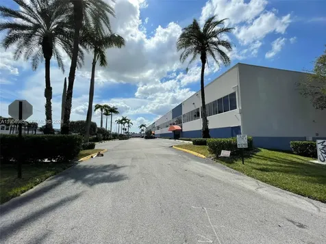 3560 NW 72nd Avenue Miami FL 33122