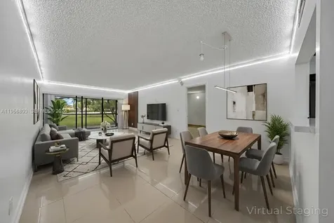 200 Lakeview Drive Weston FL 33326