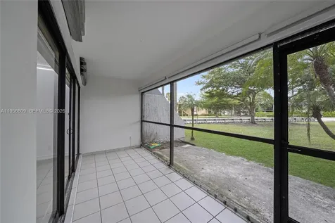 200 Lakeview Drive Weston FL 33326