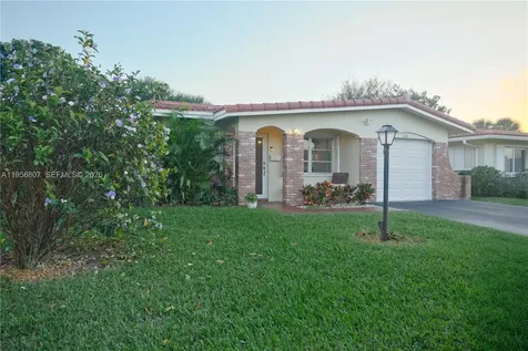 1236 NW 43rd Street Deerfield Beach FL 33064