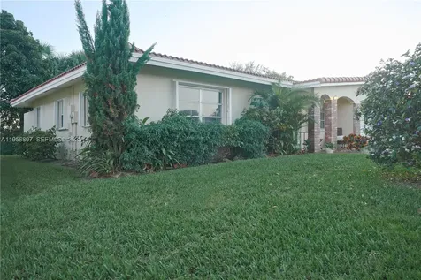 1236 NW 43rd Street Deerfield Beach FL 33064