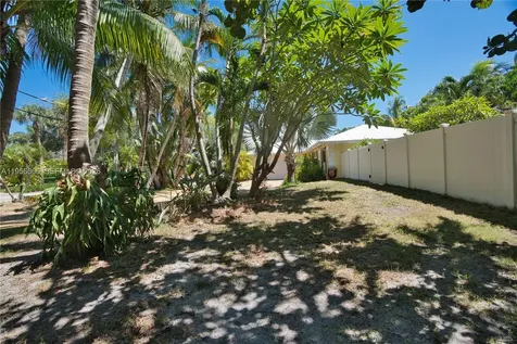 123 S Sewalls Point Road Sewalls Point FL 34996