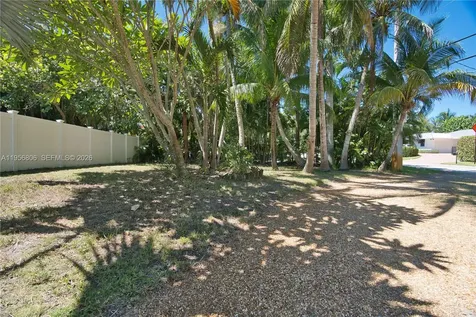 123 S Sewalls Point Road Sewalls Point FL 34996