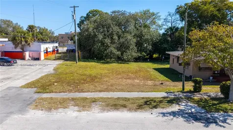 536 NW 16th Avenue Fort Lauderdale FL 33311