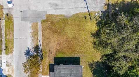 536 NW 16th Avenue Fort Lauderdale FL 33311