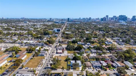 536 NW 16th Avenue Fort Lauderdale FL 33311