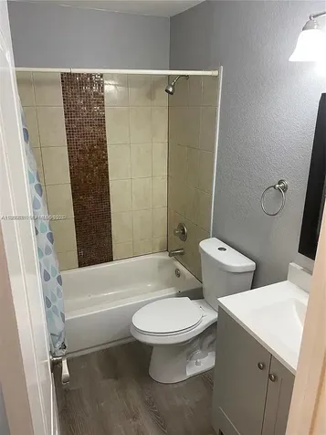 240 SE 9th Avenue Pompano Beach FL 33060