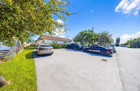 240 SE 9th Avenue Pompano Beach FL 33060