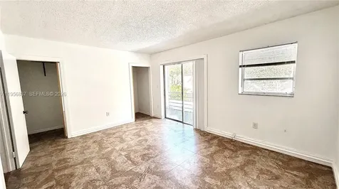20311 NE 2nd Avenue Miami FL 33179