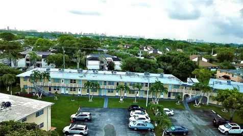 20311 NE 2nd Avenue Miami FL 33179
