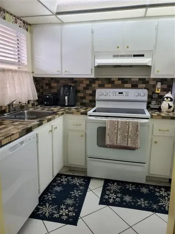 9360 Sunrise Lakes Boulevard Sunrise FL 33322