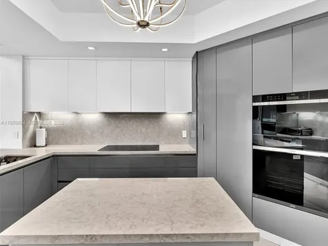 21200 Point Place Aventura FL 33180