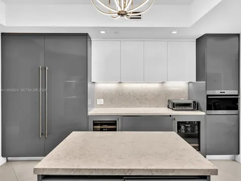 21200 Point Place Aventura FL 33180