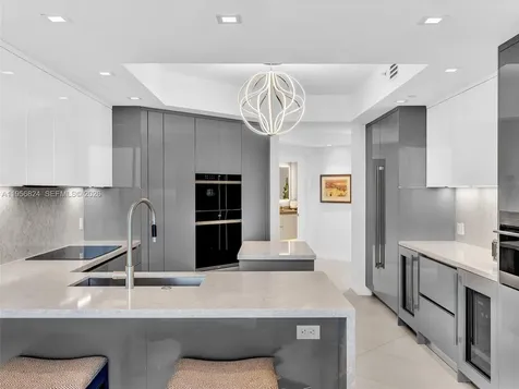 21200 Point Place Aventura FL 33180