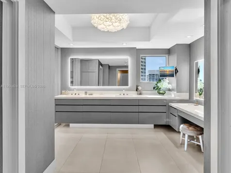 21200 Point Place Aventura FL 33180