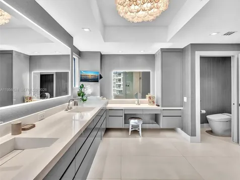 21200 Point Place Aventura FL 33180