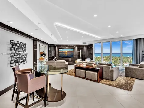 21200 Point Place Aventura FL 33180