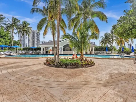 21200 Point Place Aventura FL 33180