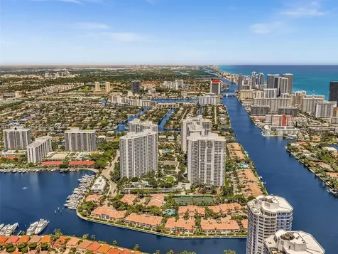 21200 Point Place Aventura FL 33180