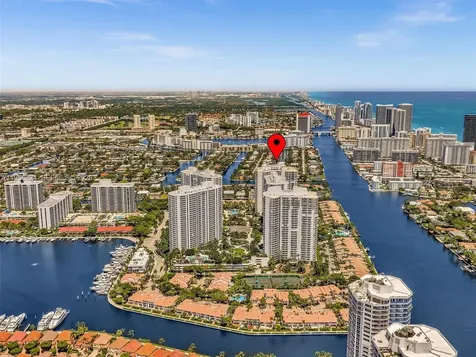 21200 Point Place Aventura FL 33180