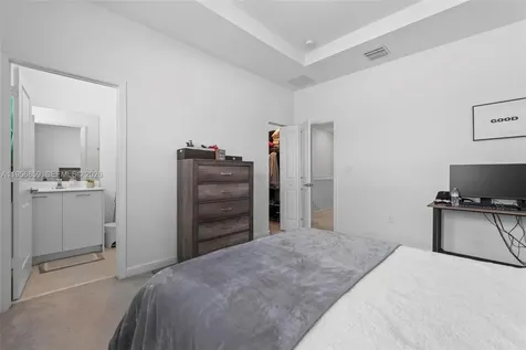 12204 NW 23rd Court Miami FL 33167