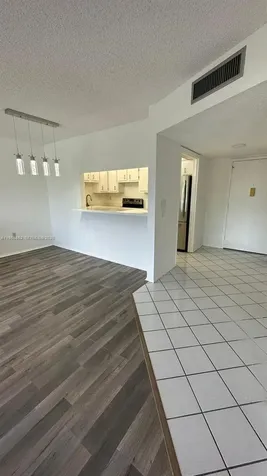 4174 Inverrary Drive Lauderhill FL 33319