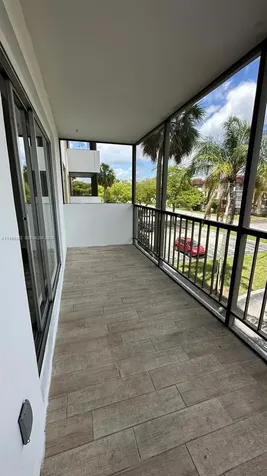 4174 Inverrary Drive Lauderhill FL 33319