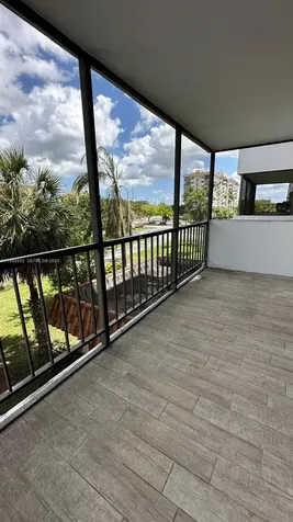 4174 Inverrary Drive Lauderhill FL 33319