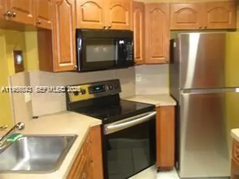 900 NE 209th Terrace Miami FL 33179