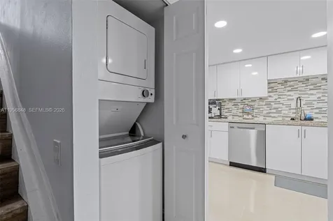 6554 SW 114th Place Miami FL 33173