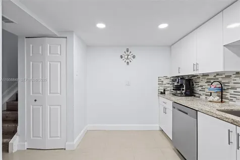 6554 SW 114th Place Miami FL 33173