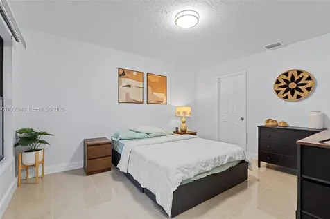 6554 SW 114th Place Miami FL 33173