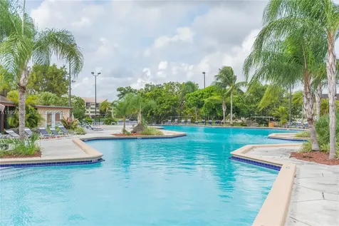 6554 SW 114th Place Miami FL 33173