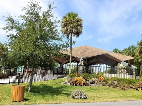 6554 SW 114th Place Miami FL 33173