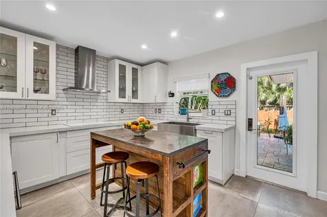3535 W Glencoe Street Miami FL 33133
