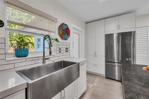3535 W Glencoe Street Miami FL 33133